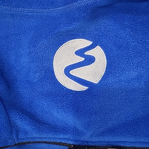 Camelback Resort Fleece Sweatshirt 10/12 - Picture 3 of 4